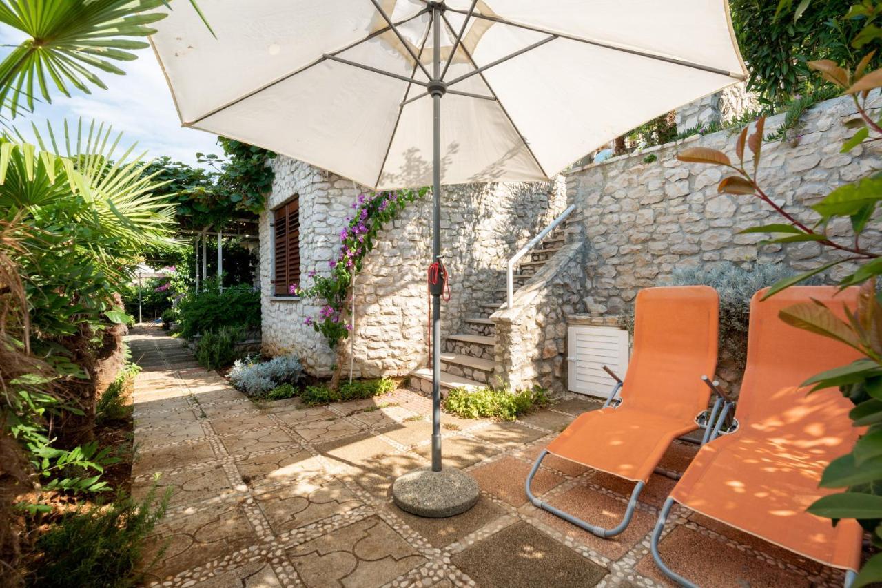 Apartments Mandica ราบัซ ภายนอก รูปภาพ