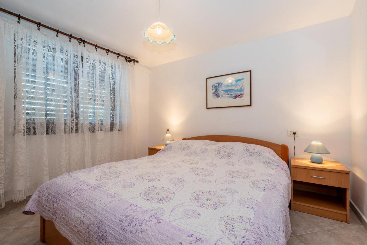 Apartments Mandica ราบัซ ภายนอก รูปภาพ